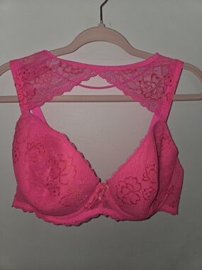Floral Lace Underwire Bra in Hot Pink